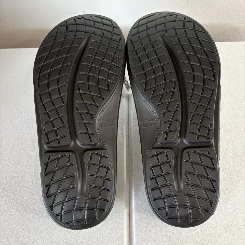 OOFAS OOAHH Sport Flex Recovery Slides Unisex M11 / W13 Comfort Adjustable NEW